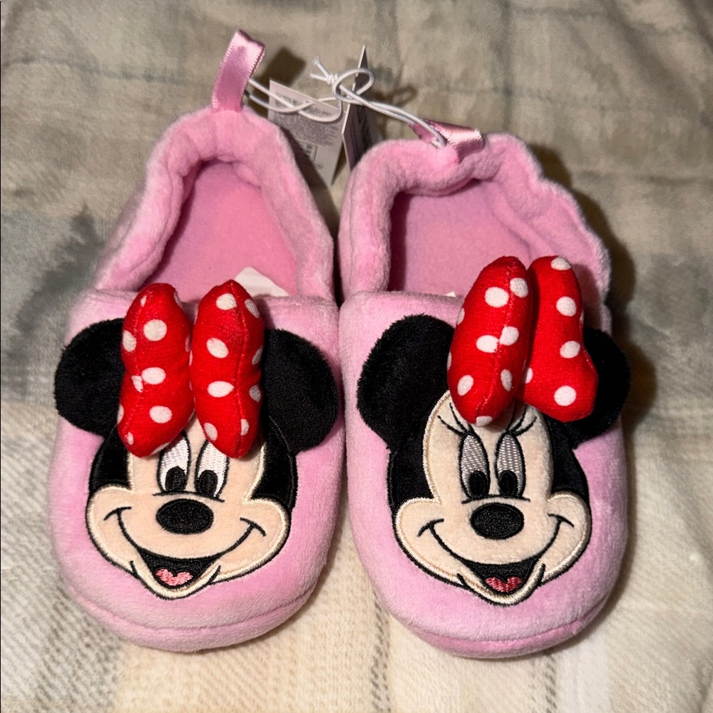 Disney Pink Minnie Mouse Slippers with Red Polka Dot Bow